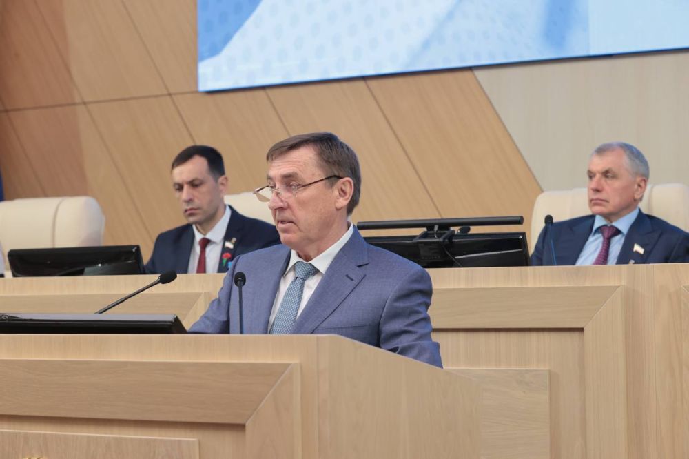 На заседании второй сессии Государственного Совета Республики Крым Председатель Совета Министров Юрий Гоцанюк представил доклад о социально-экономическом развитии региона за 2024 год На заседании второй сессии Государственного Совета Республики Крым Председатель Совета Министров Юрий Гоцанюк представил доклад о социально-экономическом развитии региона за 2024 год