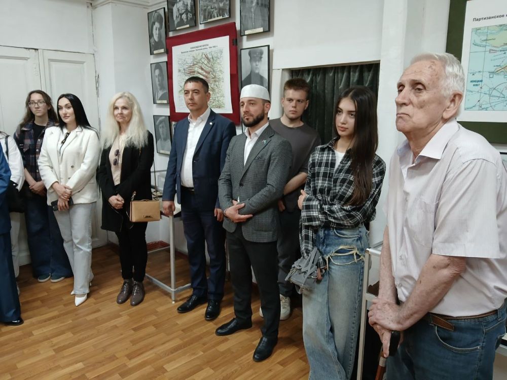 Симферополе состоялось открытие выставки «Герои Великой Отечественной» Симферополе состоялось открытие выставки «Герои Великой Отечественной»