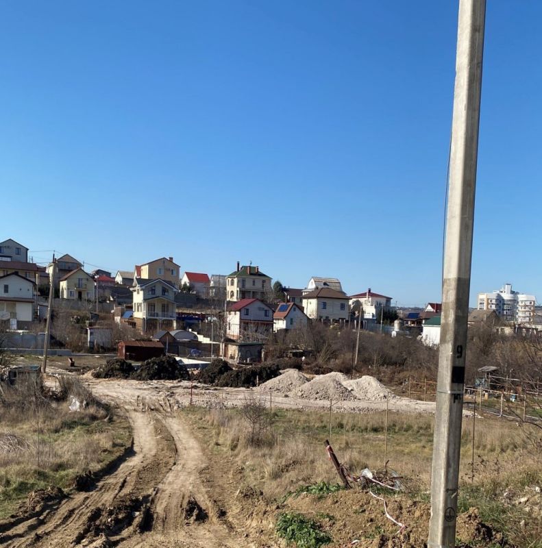 На 40 тысяч рублей оштрафовали водителя грузовика в Севастополе за сброс отходов грунта на общественной территории На 40 тысяч рублей оштрафовали водителя грузовика в Севастополе за сброс отходов грунта на общественной территории