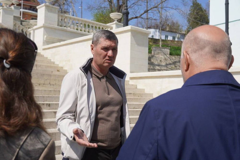 В Керчи с рабочим визитом побывал заместитель Председателя Совета министров Республики Крым Николай Воробьёв В Керчи с рабочим визитом побывал заместитель Председателя Совета министров Республики Крым Николай Воробьёв