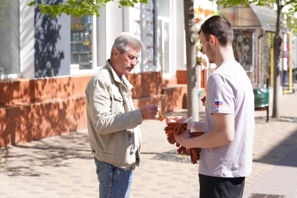 Алексей Зинченко: Символ воинской славы!. Сегодня по всей России стартовала Международная акция «Георгиевская лента» Алексей Зинченко: Символ воинской славы!. Сегодня по всей России стартовала Международная акция «Георгиевская лента»