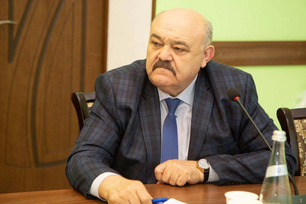Перспективы развития научно-технических инноваций обсудили на выездном заседании Комитета по экономической, бюджетно-финансовой, инвестиционной и налоговой политике в Научно-исследовательском институте сельского хозяйства... Перспективы развития научно-технических инноваций обсудили на выездном заседании Комитета по экономической, бюджетно-финансовой, инвестиционной и налоговой политике в Научно-исследовательском институте сельского хозяйства...