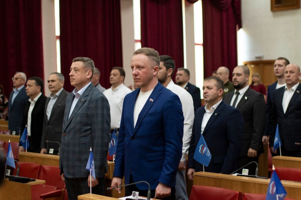 24 апреля глава муниципального образования городской округ Симферополь Республики Крым Виктор Агеев провел 17-ю очередную сессию Симферопольского горсовета 24 апреля глава муниципального образования городской округ Симферополь Республики Крым Виктор Агеев провел 17-ю очередную сессию Симферопольского горсовета