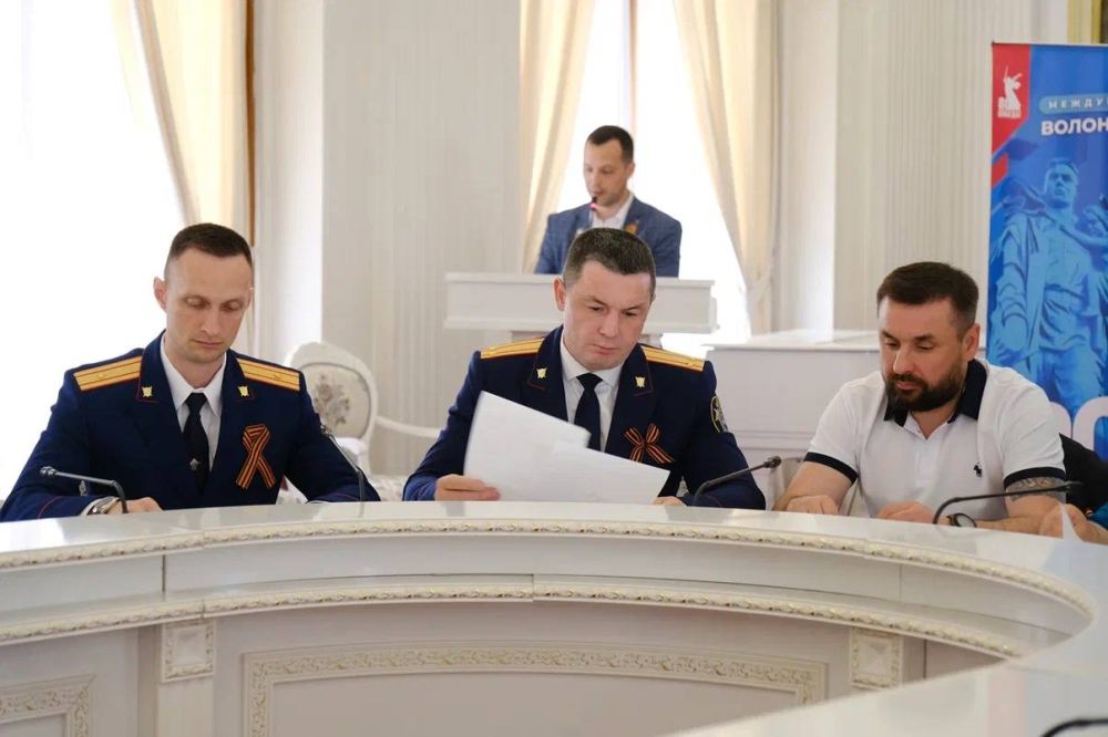 Константин Шимановский: Ялта присоединилась к акции «Диктант Победы»! Одна из площадок для написания была организована в Белом зале Ливадийского дворца Константин Шимановский: Ялта присоединилась к акции «Диктант Победы»! Одна из площадок для написания была организована в Белом зале Ливадийского дворца