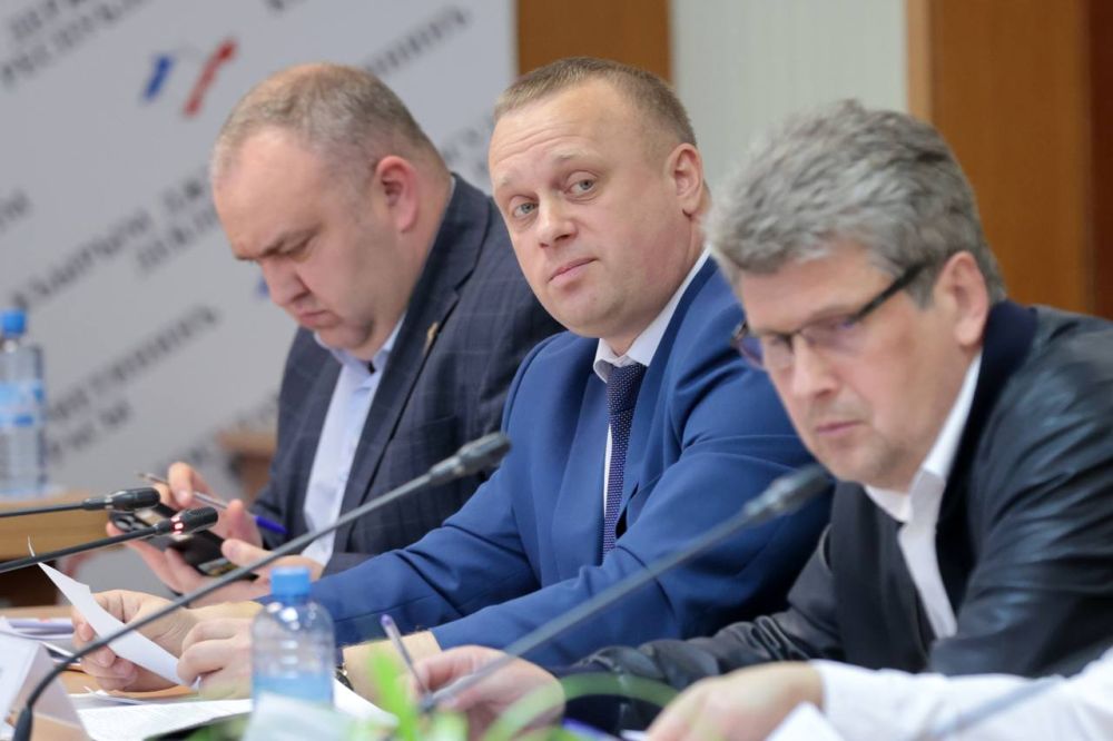 Развитие животноводства и эфиромасличной отрасли обсудили на заседании Комитета по аграрной политике и развитию сельских территорий под председательством Василия Рогатина Развитие животноводства и эфиромасличной отрасли обсудили на заседании Комитета по аграрной политике и развитию сельских территорий под председательством Василия Рогатина