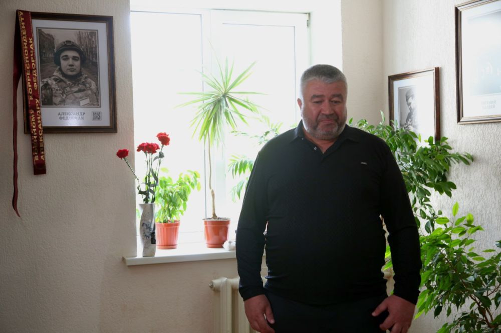 «Зал славы крымской журналистики» пополнил портрет Александра Федорчака «Зал славы крымской журналистики» пополнил портрет Александра Федорчака