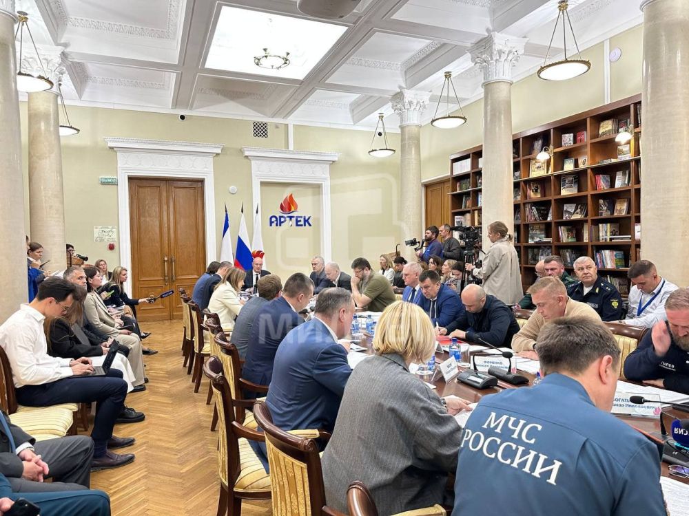 В Крыму прошло заседание организационного комитета по подготовке и проведению празднования 100-летия МДЦ «Артек» В Крыму прошло заседание организационного комитета по подготовке и проведению празднования 100-летия МДЦ «Артек»