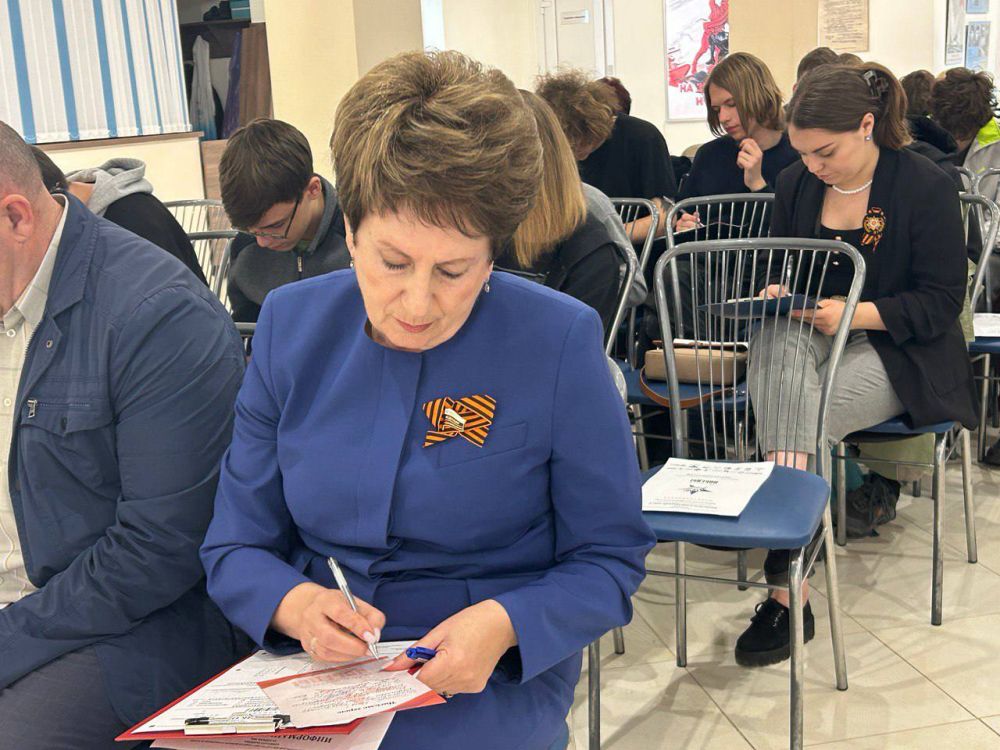 Екатерина Алтабаева: Приняла участие в международной акции «Диктант Победы», которая проводится уже в 7 раз под эгидой проекта «Историческая память» партии «Единая Россия» Екатерина Алтабаева: Приняла участие в международной акции «Диктант Победы», которая проводится уже в 7 раз под эгидой проекта «Историческая память» партии «Единая Россия»