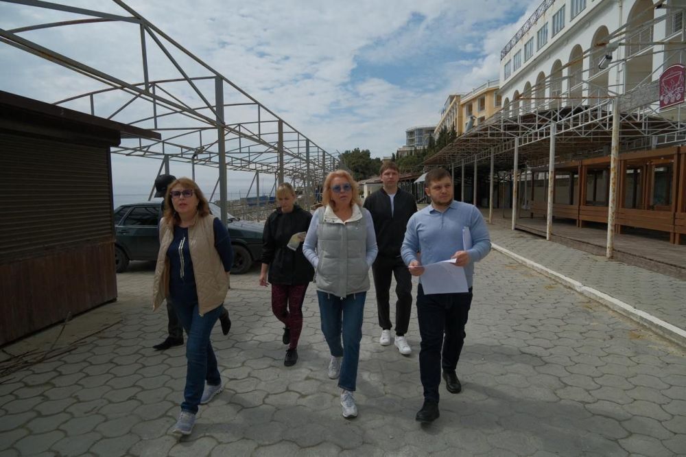 Янина Павленко: Рабочую субботу продолжила мониторингом пляжей Янина Павленко: Рабочую субботу продолжила мониторингом пляжей