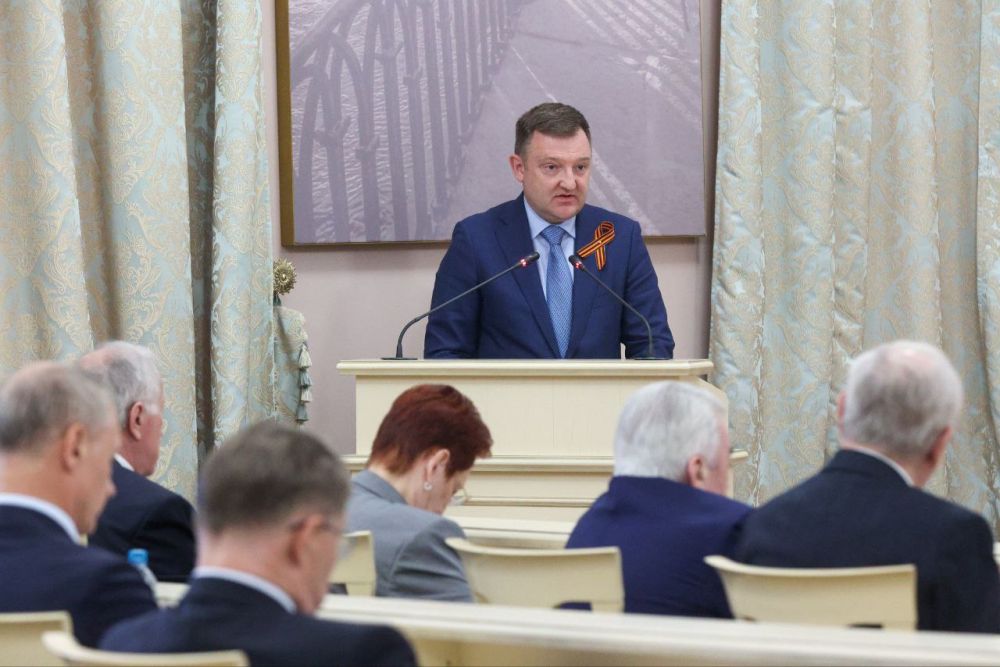Владимир Константинов: Одной из тем обсуждения на заседании Президиума Совета законодателей России, мероприятия которого проходят в Санкт-Петербурге, стала подготовка к летней оздоровительной кампании и организация летнего... Владимир Константинов: Одной из тем обсуждения на заседании Президиума Совета законодателей России, мероприятия которого проходят в Санкт-Петербурге, стала подготовка к летней оздоровительной кампании и организация летнего...