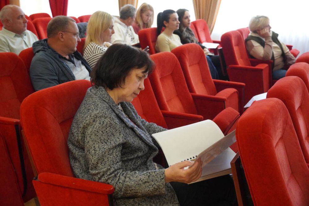 #городские_новости. В администрации Керчи обсудили концепцию благоустройства территории в Героевском #городские_новости. В администрации Керчи обсудили концепцию благоустройства территории в Героевском