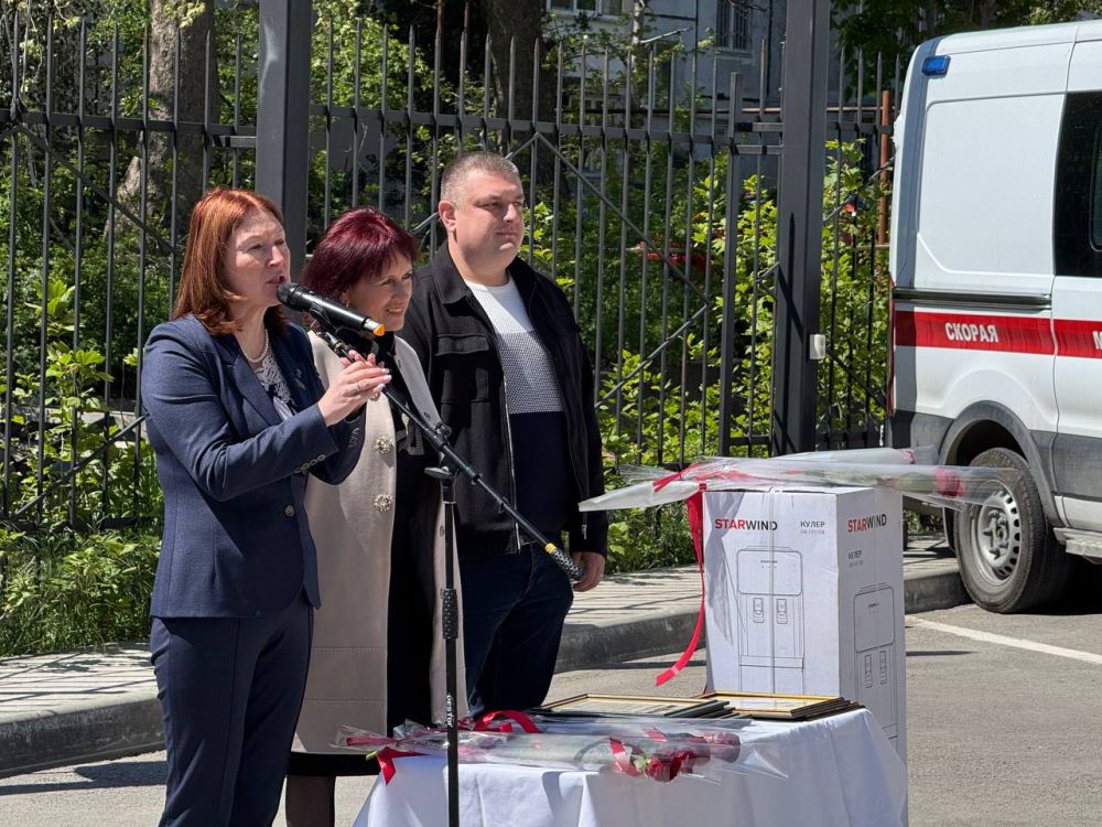На страже здоровья. Сегодня в Ялте отмечают День работников скорой медицинской помощи – в России этой службе исполняется 127 лет На страже здоровья. Сегодня в Ялте отмечают День работников скорой медицинской помощи – в России этой службе исполняется 127 лет