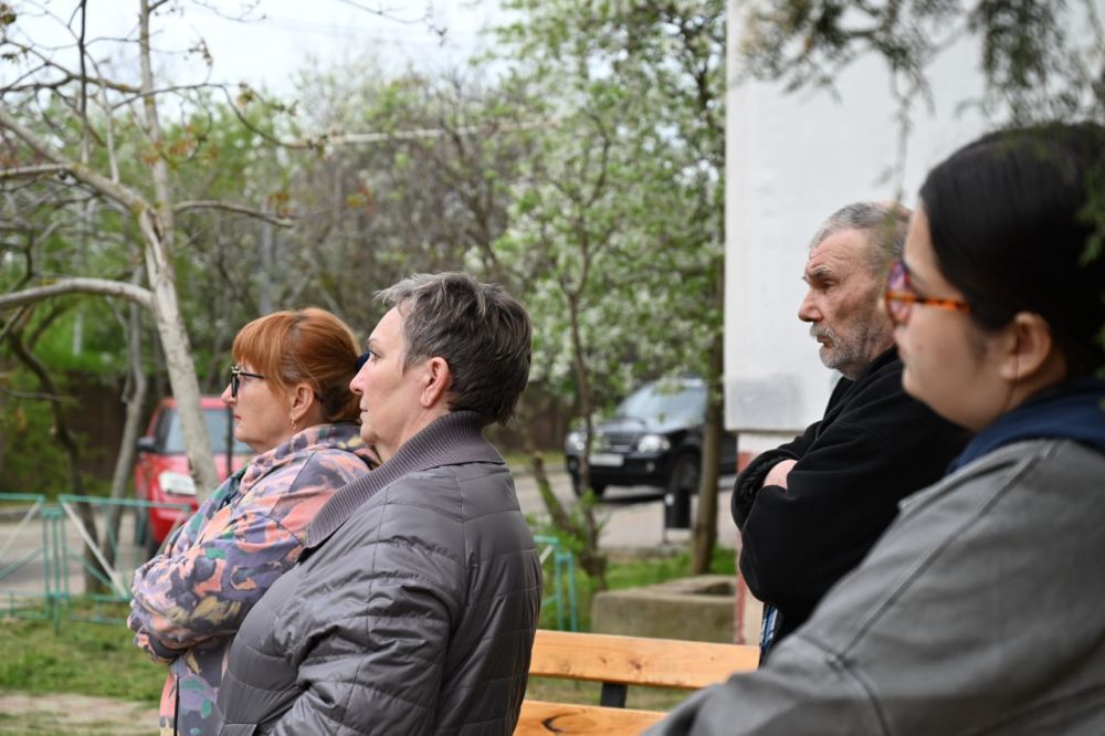 В ходе встреч с населением обсуждаются ключевые моменты, волнующие жителей многоквартирных домов В ходе встреч с населением обсуждаются ключевые моменты, волнующие жителей многоквартирных домов
