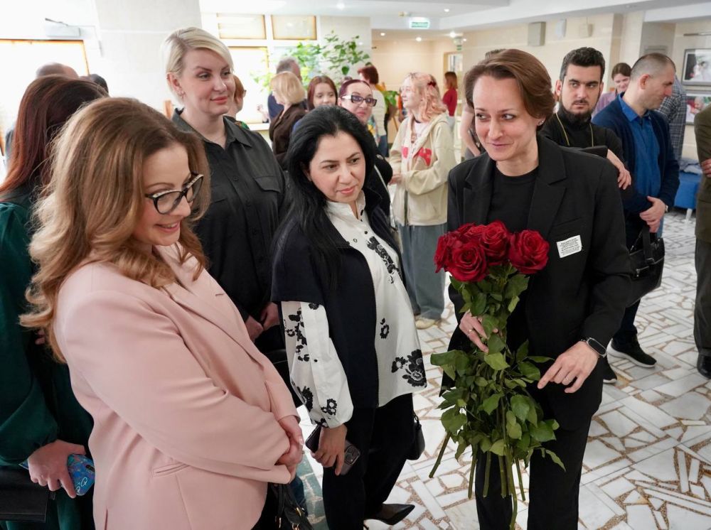 В Симферополе открылась фотовыставка «Путь к храму», приуроченная к 5-й годовщине Крымского детского хосписа В Симферополе открылась фотовыставка «Путь к храму», приуроченная к 5-й годовщине Крымского детского хосписа