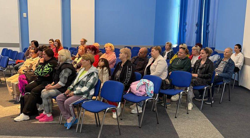 Руководитель филиала фонда «Защитники Отечества» провел встречу с семьями ветеранов спецоперации Руководитель филиала фонда «Защитники Отечества» провел встречу с семьями ветеранов спецоперации