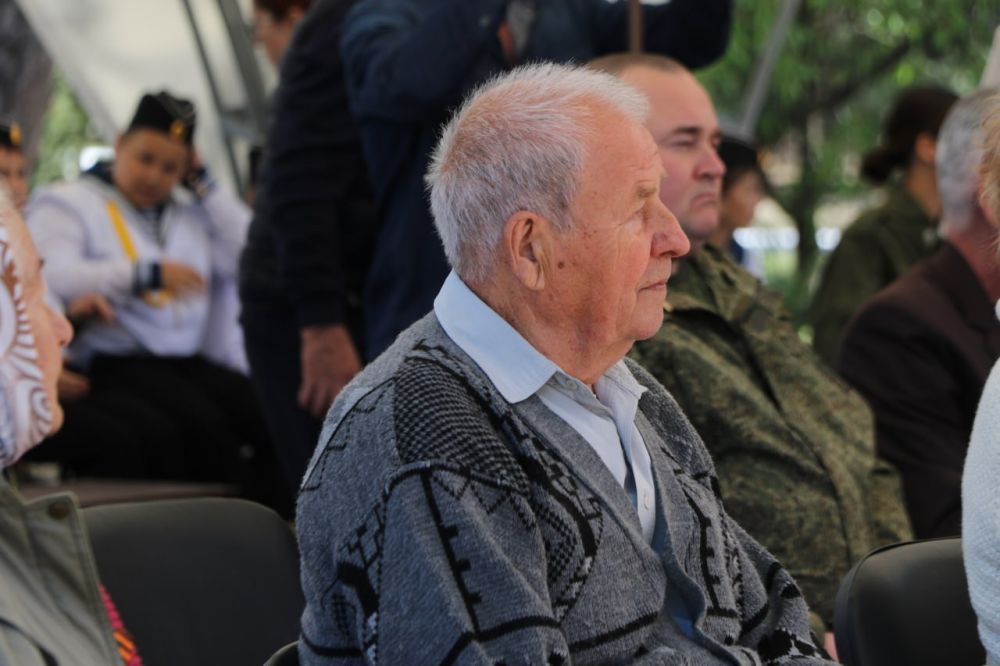 В селе Песчаное в Детском оздоровительном пансионате "Радуга" состоялось мероприятие, посвященное 80-летию Победы в Великой Отечественной войне В селе Песчаное в Детском оздоровительном пансионате "Радуга" состоялось мероприятие, посвященное 80-летию Победы в Великой Отечественной войне