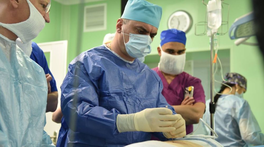 Главный крымский уролог провел для ростовских коллег мастер-класс по уникальной методике оперативного лечения камней в почках Главный крымский уролог провел для ростовских коллег мастер-класс по уникальной методике оперативного лечения камней в почках