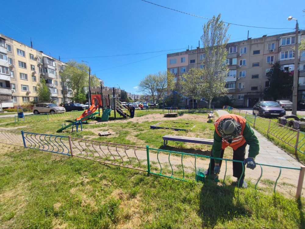 Керченское ТСЖ «Уют», объединяющее 6 многоквартирных домов по ул. Ворошилова, 15, 17, 21, 23 и ул. Блюхера, 4, 8 начало свою деятельность в апреле прошлого года и за это время уже добилось значительных результатов Керченское ТСЖ «Уют», объединяющее 6 многоквартирных домов по ул. Ворошилова, 15, 17, 21, 23 и ул. Блюхера, 4, 8 начало свою деятельность в апреле прошлого года и за это время уже добилось значительных результатов