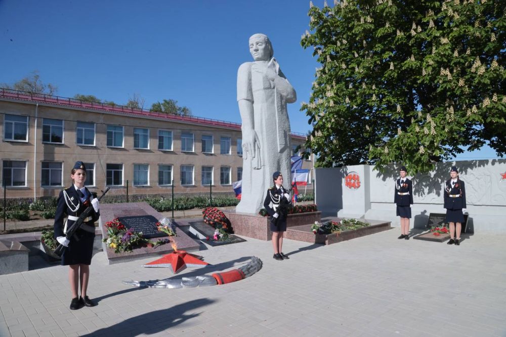 В селе Некрасовка Советского района состоялось торжественное открытие обновлённого памятного знака, посвящённого воинам-односельчанам, павшим на фронтах Великой Отечественной войны В селе Некрасовка Советского района состоялось торжественное открытие обновлённого памятного знака, посвящённого воинам-односельчанам, павшим на фронтах Великой Отечественной войны