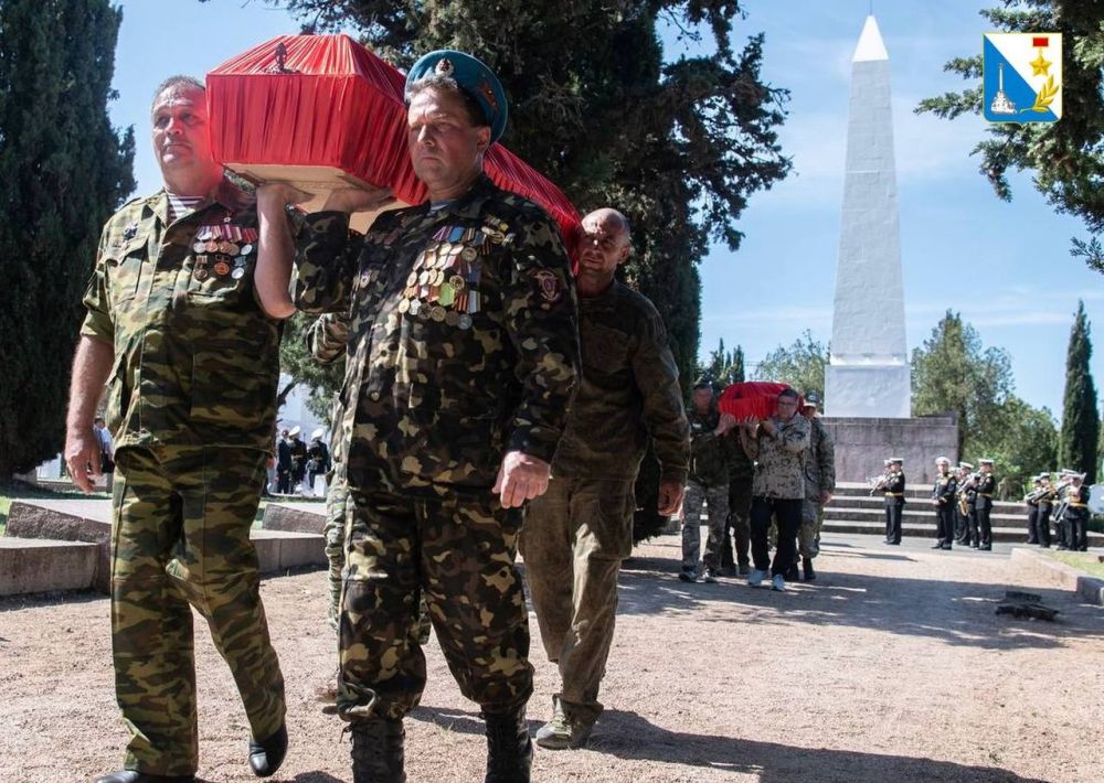 На Мемориальном кладбище в Дергачах перезахоронили останки 158 защитников и освободителей города На Мемориальном кладбище в Дергачах перезахоронили останки 158 защитников и освободителей города