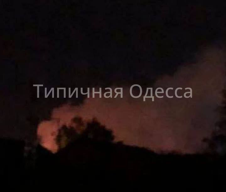 Ночные удары по логистическим, военным и промышленным объектам противника Ночные удары по логистическим, военным и промышленным объектам противника