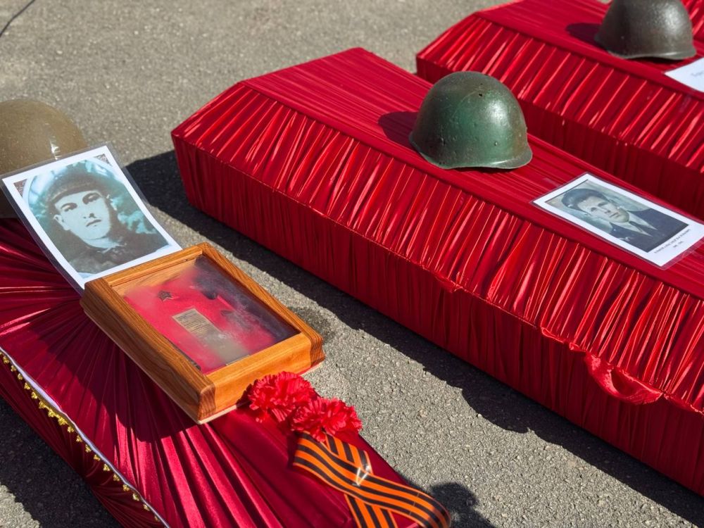 Владимир Немцев: На Мемориальном братском кладбище в поселке Дергачи состоялась торжественная церемония захоронения останков бойцов, павших на полях сражений за Севастополь в годы Великой Отечественной войны 1941–1945 годов Владимир Немцев: На Мемориальном братском кладбище в поселке Дергачи состоялась торжественная церемония захоронения останков бойцов, павших на полях сражений за Севастополь в годы Великой Отечественной войны 1941–1945 годов