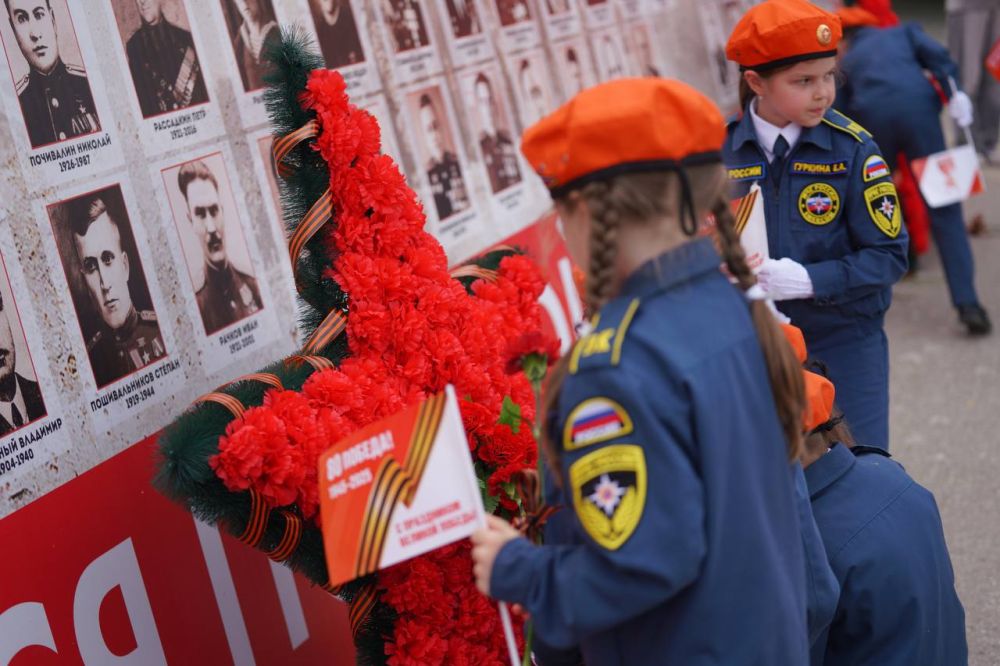Алексей Зинченко: В Симферополе открылась фотовыставка «Сквозь года – к общей Победе»! Алексей Зинченко: В Симферополе открылась фотовыставка «Сквозь года – к общей Победе»!