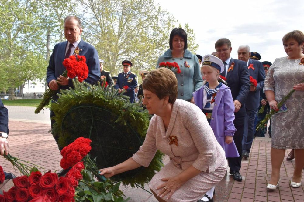 Екатерина Алтабаева: Севастополь празднует 80-ю годовщину Победы в Великой Отечественной войне 1941-1945 годов и 81-ю годовщину освобождения Севастополя от немецко-фашистских захватчиков Екатерина Алтабаева: Севастополь празднует 80-ю годовщину Победы в Великой Отечественной войне 1941-1945 годов и 81-ю годовщину освобождения Севастополя от немецко-фашистских захватчиков