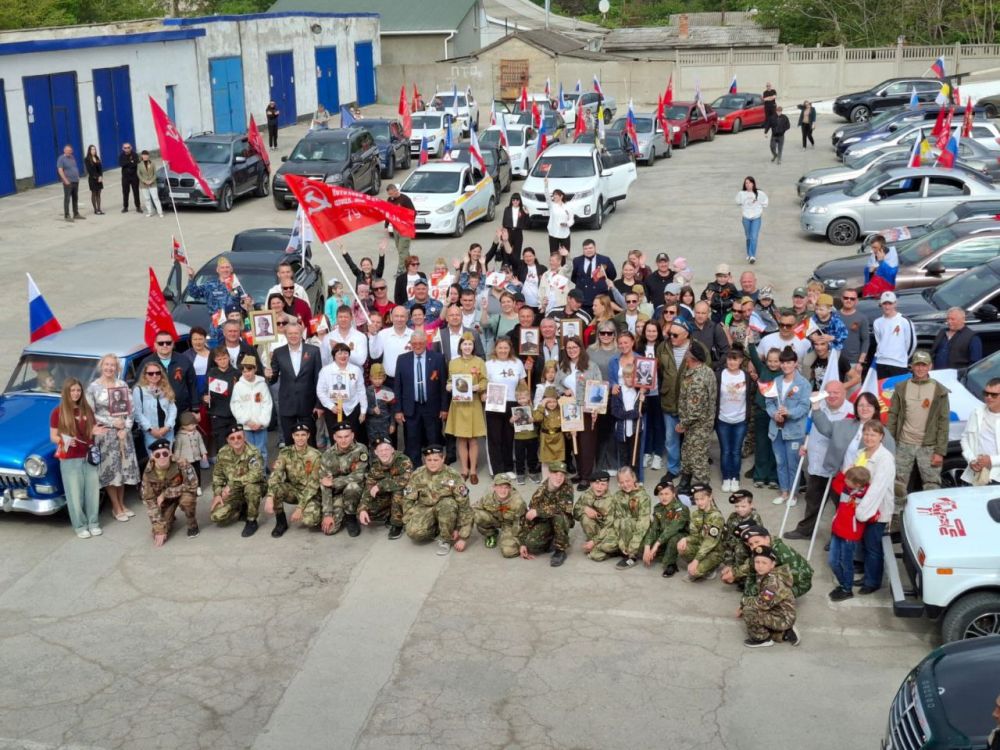 Владимир Трегуб: Во время автопробега получились очень живые и патриотичеые фото!