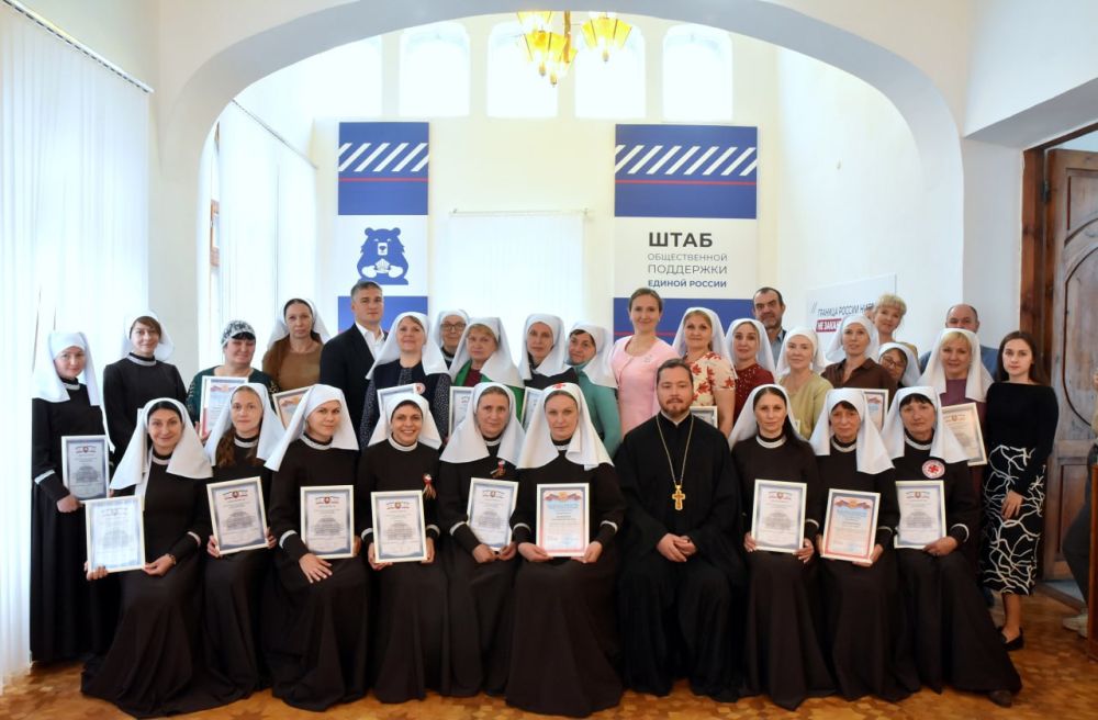 Медицинских сестер Крыма поздравили с профессиональным праздником Медицинских сестер Крыма поздравили с профессиональным праздником