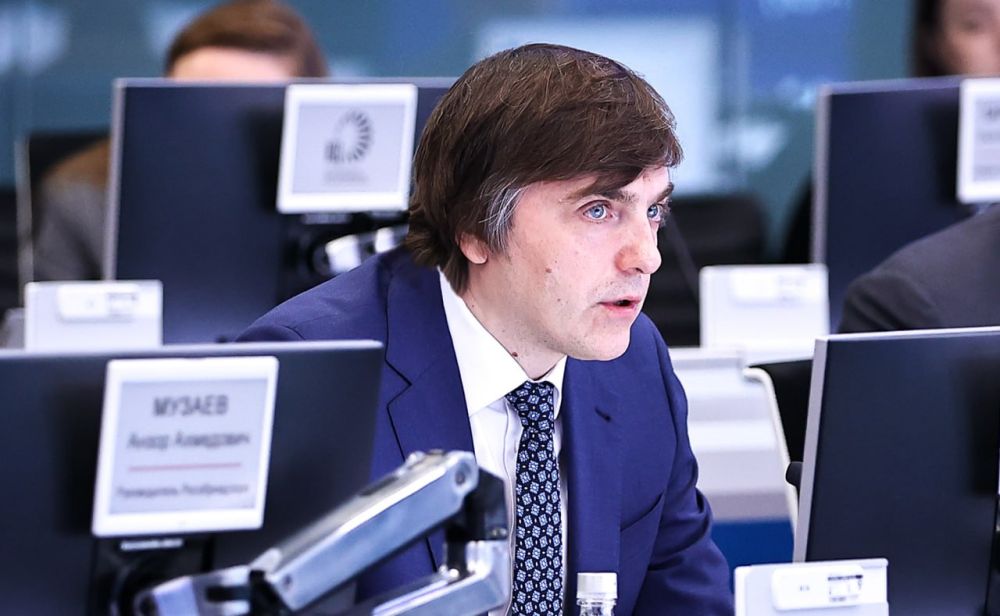 23 мая во всех 89 регионах России и в 55 зарубежных странах начнётся основной период ЕГЭ 23 мая во всех 89 регионах России и в 55 зарубежных странах начнётся основной период ЕГЭ