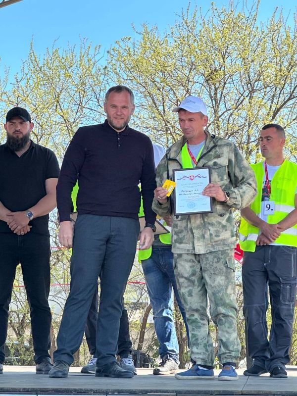 В рамках масштабного агропромышленного мероприятия «День поля – 2025» прошел конкурс профессионального мастерства среди механизаторов В рамках масштабного агропромышленного мероприятия «День поля – 2025» прошел конкурс профессионального мастерства среди механизаторов