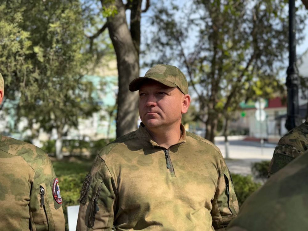 Александр Дудинов: Со времен событий Крымской весны в Черноморском районе образовалось мощное движение ополченцев Александр Дудинов: Со времен событий Крымской весны в Черноморском районе образовалось мощное движение ополченцев