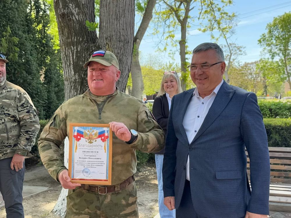 Александр Дудинов: Со времен событий Крымской весны в Черноморском районе образовалось мощное движение ополченцев Александр Дудинов: Со времен событий Крымской весны в Черноморском районе образовалось мощное движение ополченцев