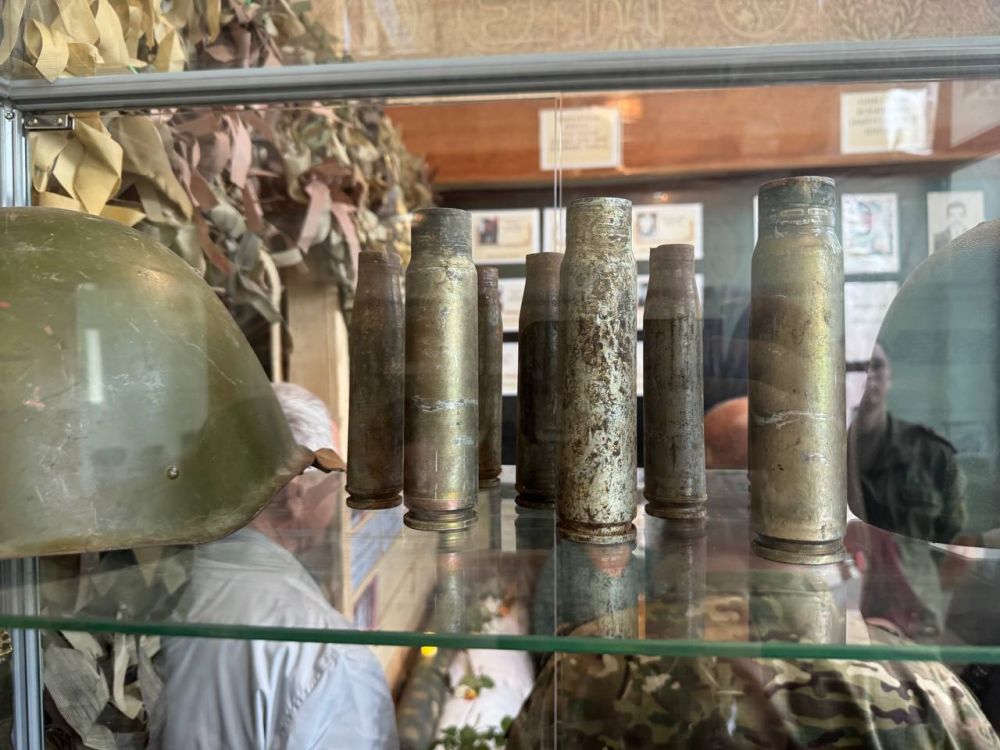 В Черноморском районе открыли экспозицию, посвящённую участникам СВО В Черноморском районе открыли экспозицию, посвящённую участникам СВО