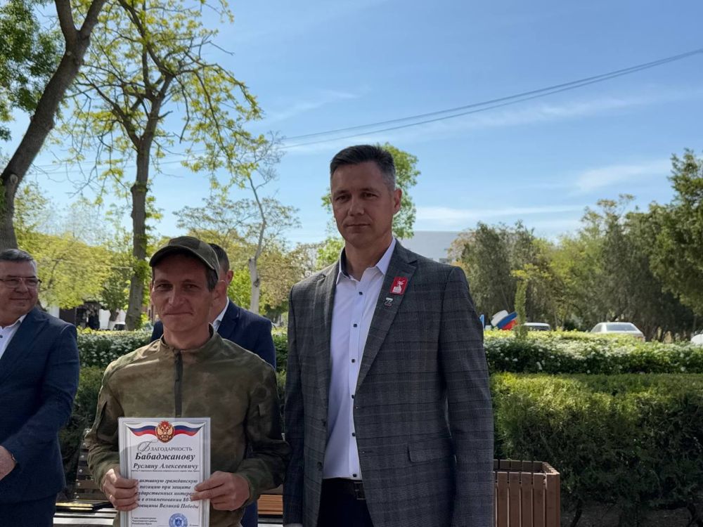 Александр Дудинов: Со времен событий Крымской весны в Черноморском районе образовалось мощное движение ополченцев Александр Дудинов: Со времен событий Крымской весны в Черноморском районе образовалось мощное движение ополченцев