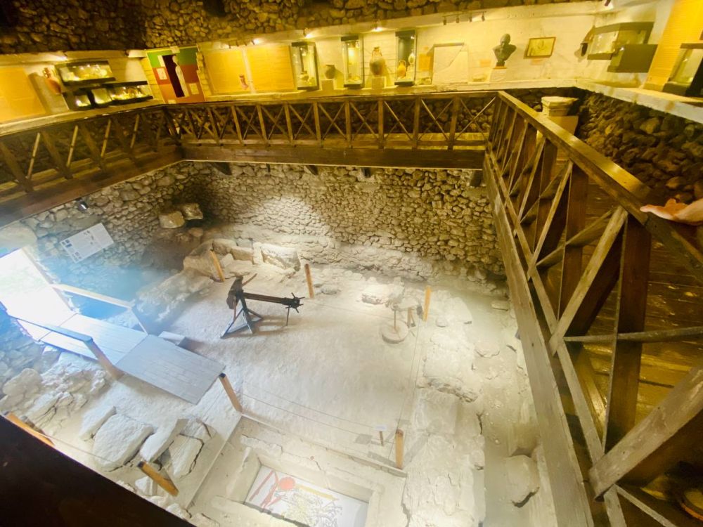 Иван Мезюхо: Там, где паслись козы, теперь ходят экскурсии Иван Мезюхо: Там, где паслись козы, теперь ходят экскурсии