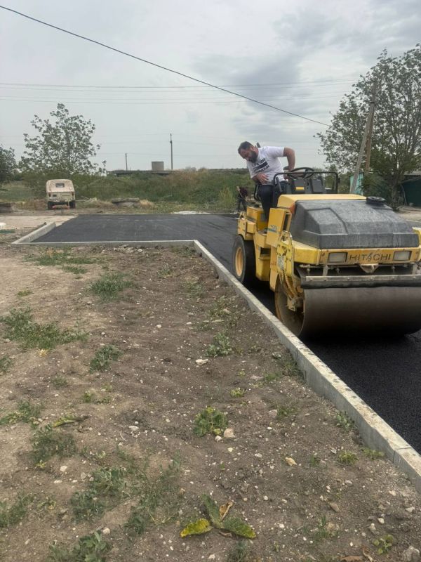 Антон Кравец: Провел мониторинг хода ремонтных работ на дворовой территории многоквартирного дома в с.Емельяновка Антон Кравец: Провел мониторинг хода ремонтных работ на дворовой территории многоквартирного дома в с.Емельяновка