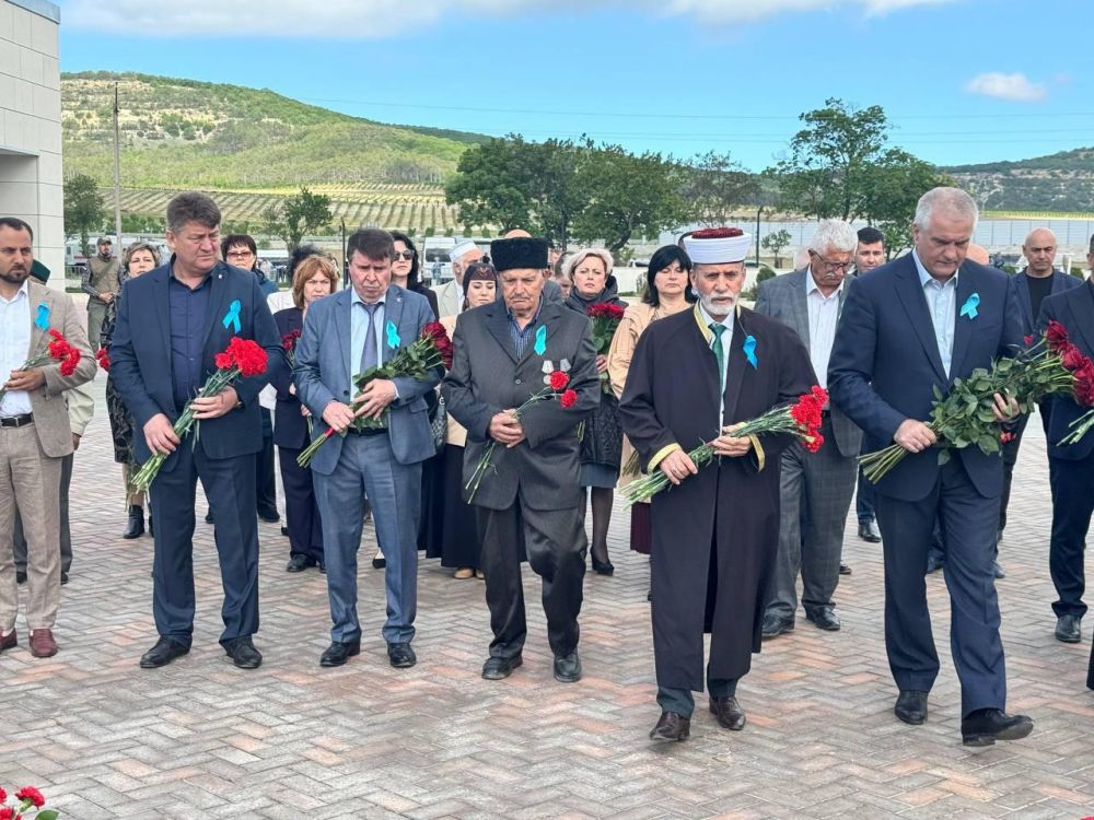 Ольга Урайкина: В Бахчисарайском районе на территории мемориального комплекса "Путь возрождения реабилитированных народов Крыма" неподалеку от станции Сирень состоялся Траурный митинг Ольга Урайкина: В Бахчисарайском районе на территории мемориального комплекса "Путь возрождения реабилитированных народов Крыма" неподалеку от станции Сирень состоялся Траурный митинг