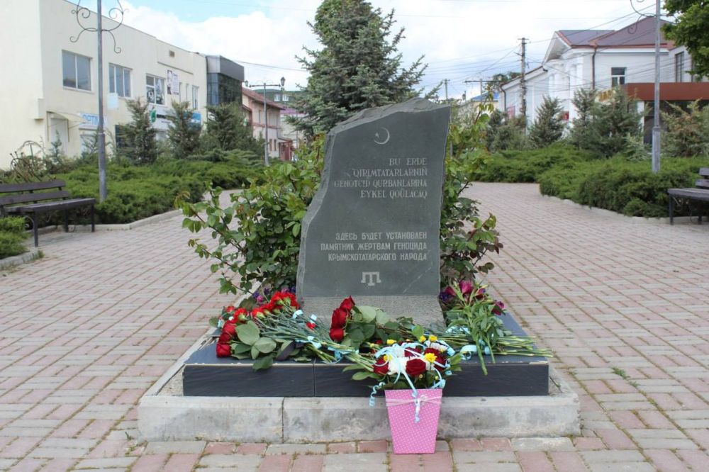 Рустем Аметов: В 1944 году началась трагедия, которая коснулась многих крымских народов — крымских татар, греков, армян, болгар, немцев и итальянцев Рустем Аметов: В 1944 году началась трагедия, которая коснулась многих крымских народов — крымских татар, греков, армян, болгар, немцев и итальянцев