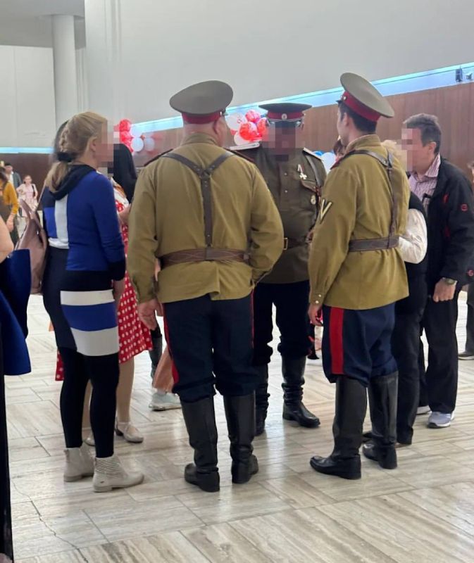 Юлия Витязева: В День Победы россияне устроили тайную вечеринку в «Русском доме» в Берлине Юлия Витязева: В День Победы россияне устроили тайную вечеринку в «Русском доме» в Берлине