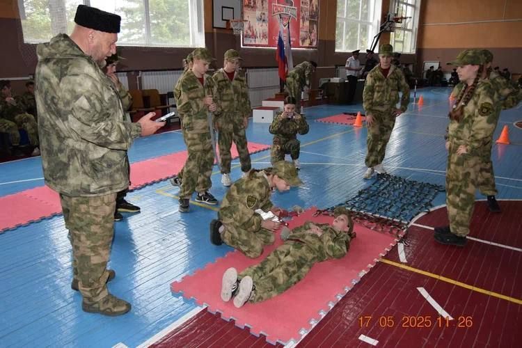 17 мая 2025 года в Крыму провели Всероссийский военно-спортивный фестиваль имени генералиссимуса Суворова среди кадет казачьих классов Республики Крым 17 мая 2025 года в Крыму провели Всероссийский военно-спортивный фестиваль имени генералиссимуса Суворова среди кадет казачьих классов Республики Крым