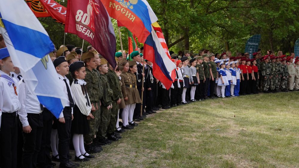 В Симферополе в пгт Аграрноесостоялось проведение регионального этапа Всероссийской военно-патриотической В Симферополе в пгт Аграрноесостоялось проведение регионального этапа Всероссийской военно-патриотической
