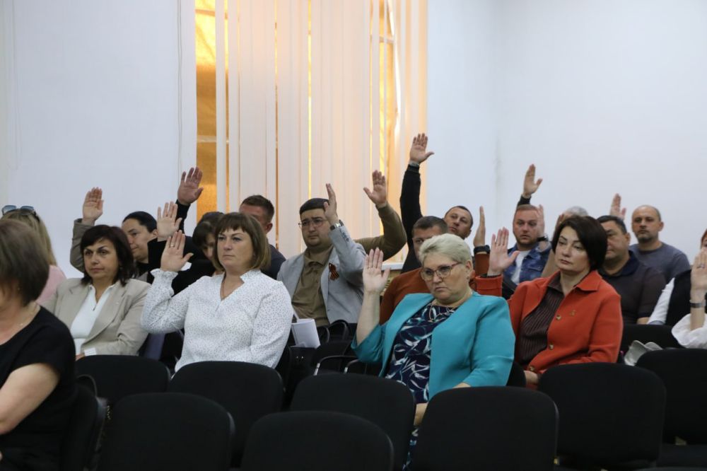 Ольга Урайкина: Сегодня в большом зале администрации Бахчисарайского района состоялась 12-я сессия Бахчисарайского районного совета 3-го созыва Ольга Урайкина: Сегодня в большом зале администрации Бахчисарайского района состоялась 12-я сессия Бахчисарайского районного совета 3-го созыва
