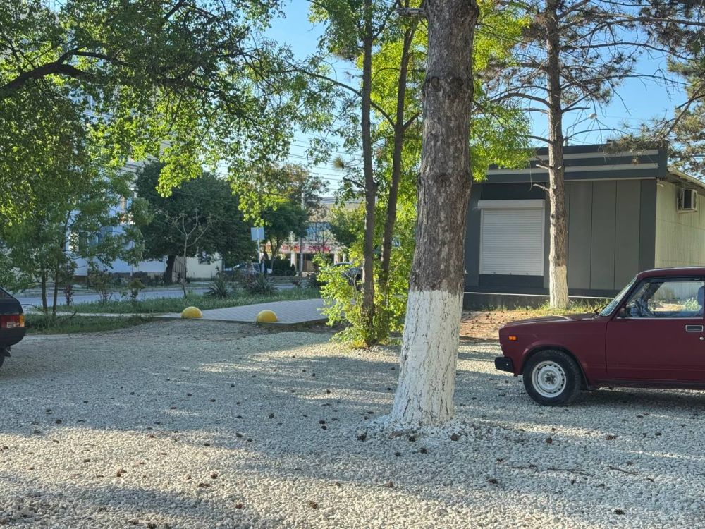 Дмитрий Скобликов: Уважаемые бахчисарайцы!. В последнее время к нам поступало много обращений от жителей города по поводу неудобной парковки возле центральной районной больницы Дмитрий Скобликов: Уважаемые бахчисарайцы!. В последнее время к нам поступало много обращений от жителей города по поводу неудобной парковки возле центральной районной больницы