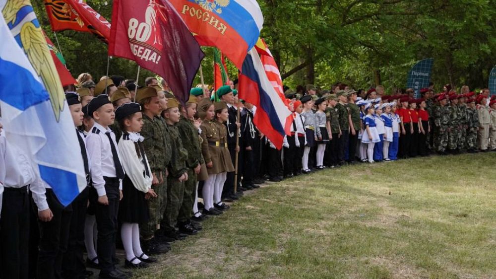 В Крыму завершился региональный этап всероссийской военно-патриотической игры «Зарница 2.0» В Крыму завершился региональный этап всероссийской военно-патриотической игры «Зарница 2.0»
