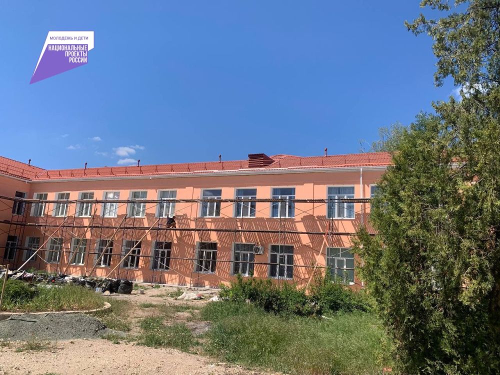 Василий Грабован: Ремонт Красногвардейской школы №1 – на завершающем этапе Василий Грабован: Ремонт Красногвардейской школы №1 – на завершающем этапе