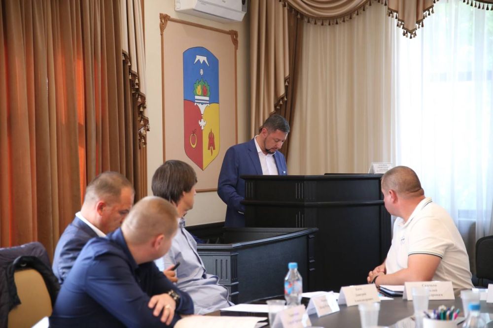 Дмитрий Скобликов: Принял участие в 9-ой внеочередной сессии городского совета III созыва, прошедшей под руководством председателя совета Ольги Кулинченко Дмитрий Скобликов: Принял участие в 9-ой внеочередной сессии городского совета III созыва, прошедшей под руководством председателя совета Ольги Кулинченко