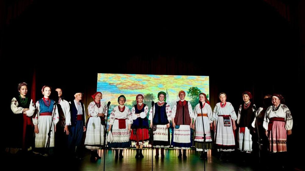 В Симферополе состоялся праздник фольклора «Живая нить традиций» В Симферополе состоялся праздник фольклора «Живая нить традиций»