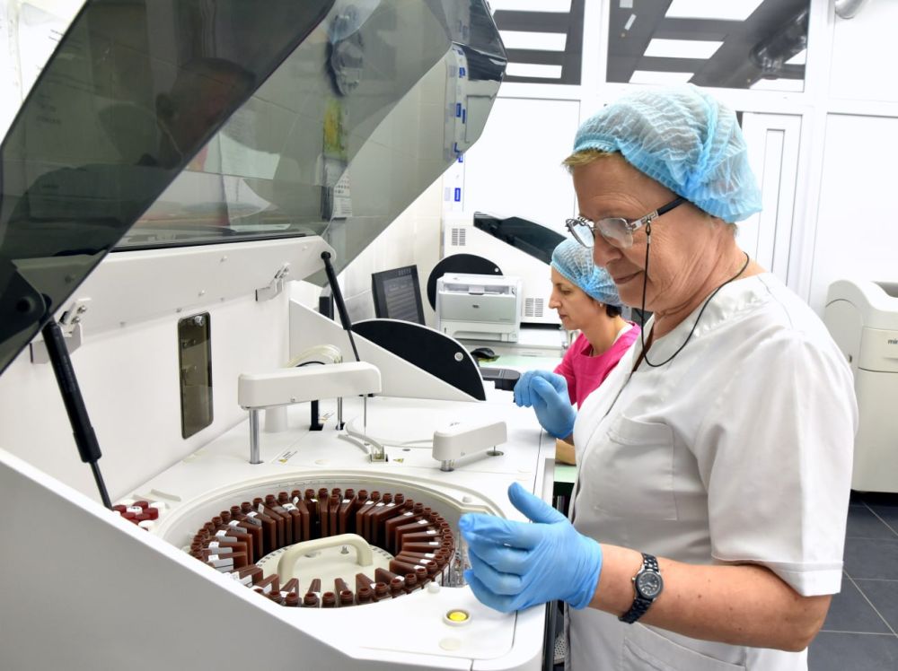 Последние дни приёма работ на региональный фотоконкурс для медработников «Медики на работе 2025» Последние дни приёма работ на региональный фотоконкурс для медработников «Медики на работе 2025»